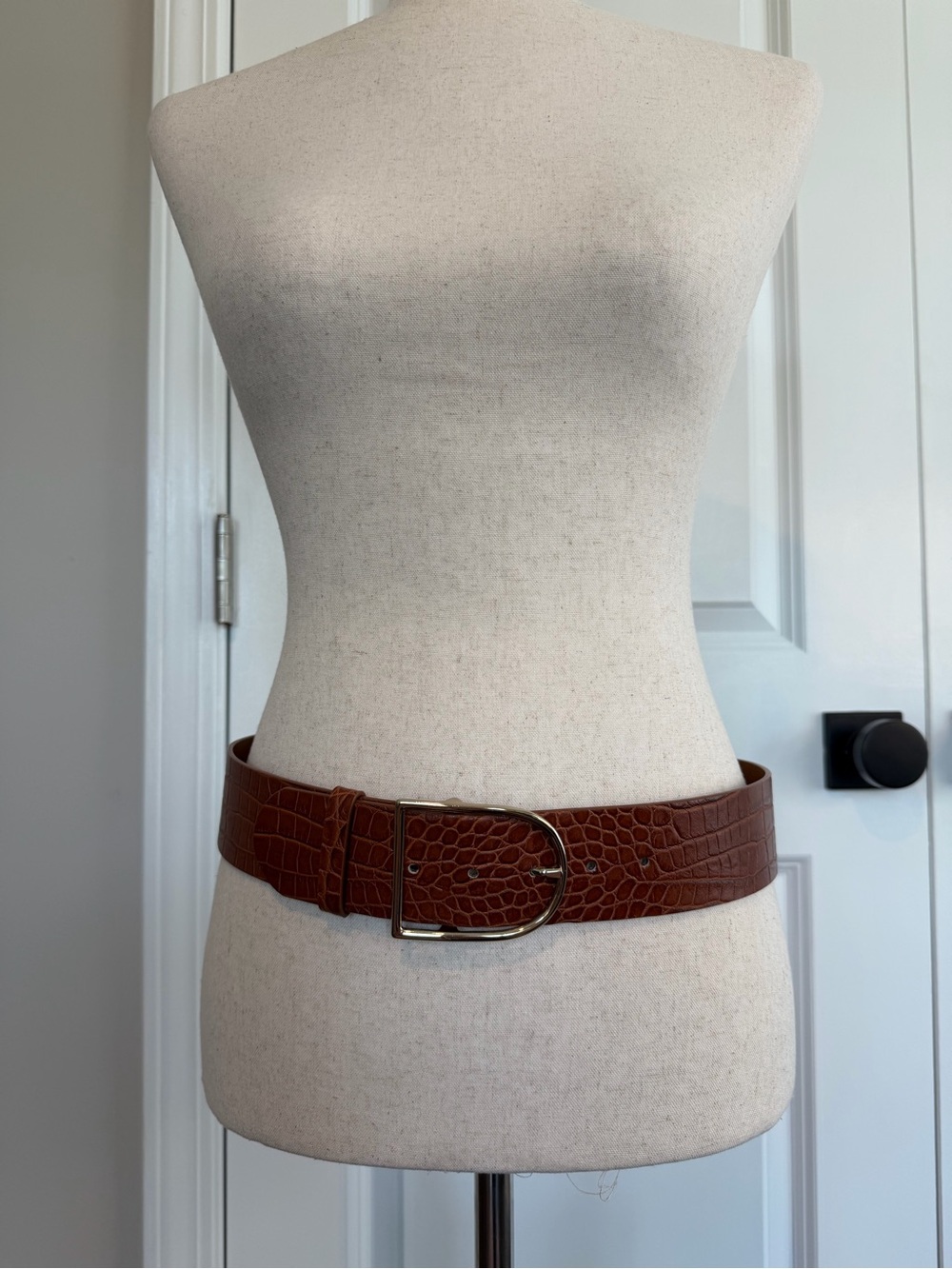 REISS Women’s Isabelle Leather Crocodile Patterned Belt Brown Size Large